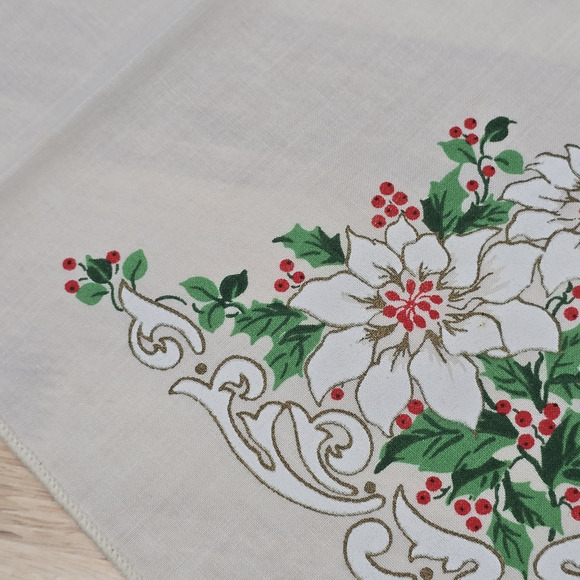 2 - Fabric Table Napkins Christmas Holly Berries Leaves White Poinsettia Flowers - Picture 10 of 15